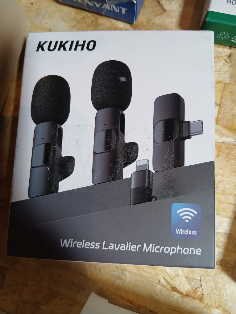 KUKIHO Wireless Lavalier Microphone