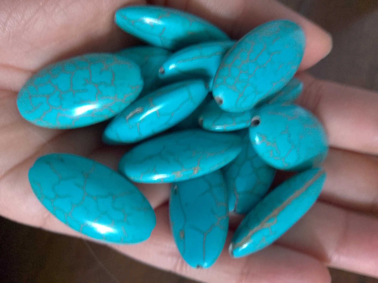 Turquoise oval jewelry beads 🏈