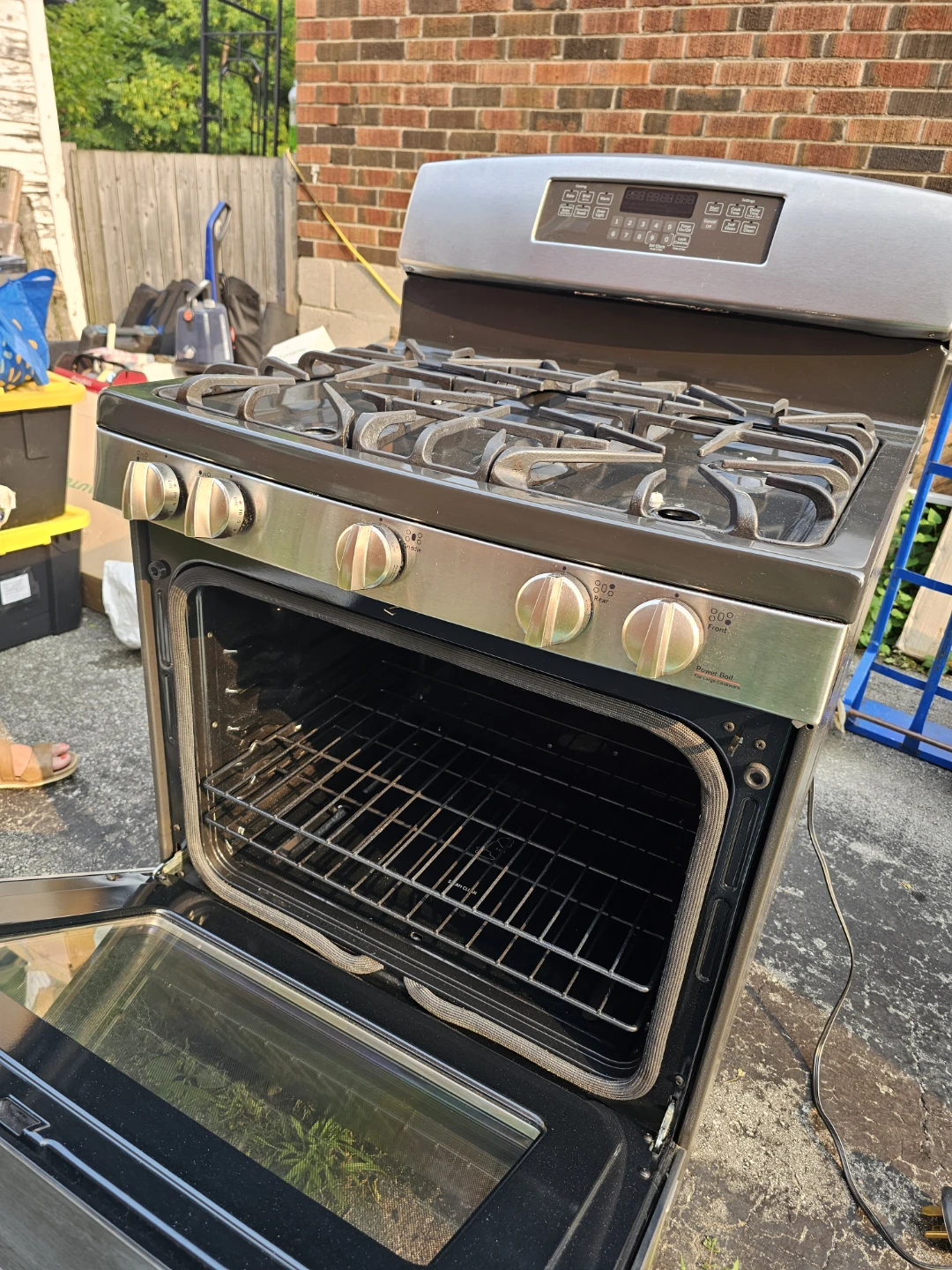 GE Gas Range - photo 2