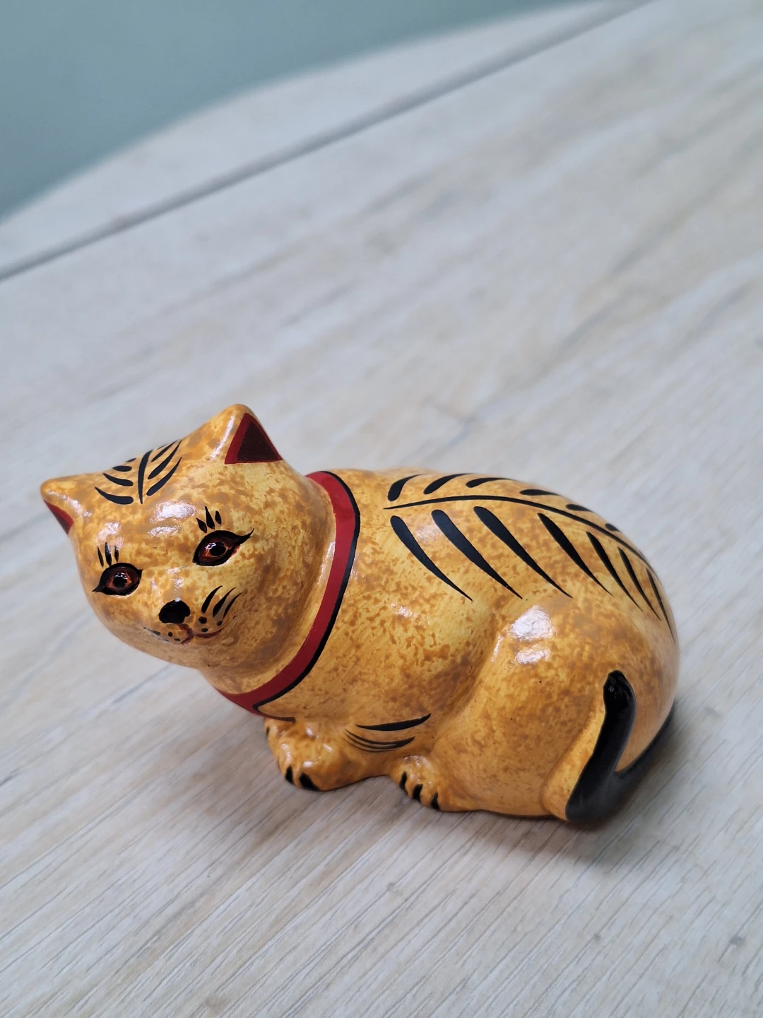 1986 Franklin Mint Ceramic Cat Figurine
