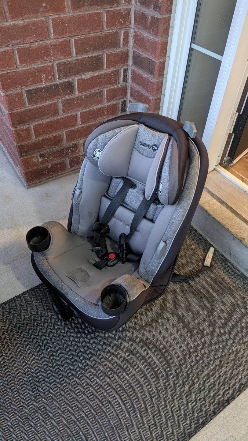 Safety 1st Car Seat - photo 2