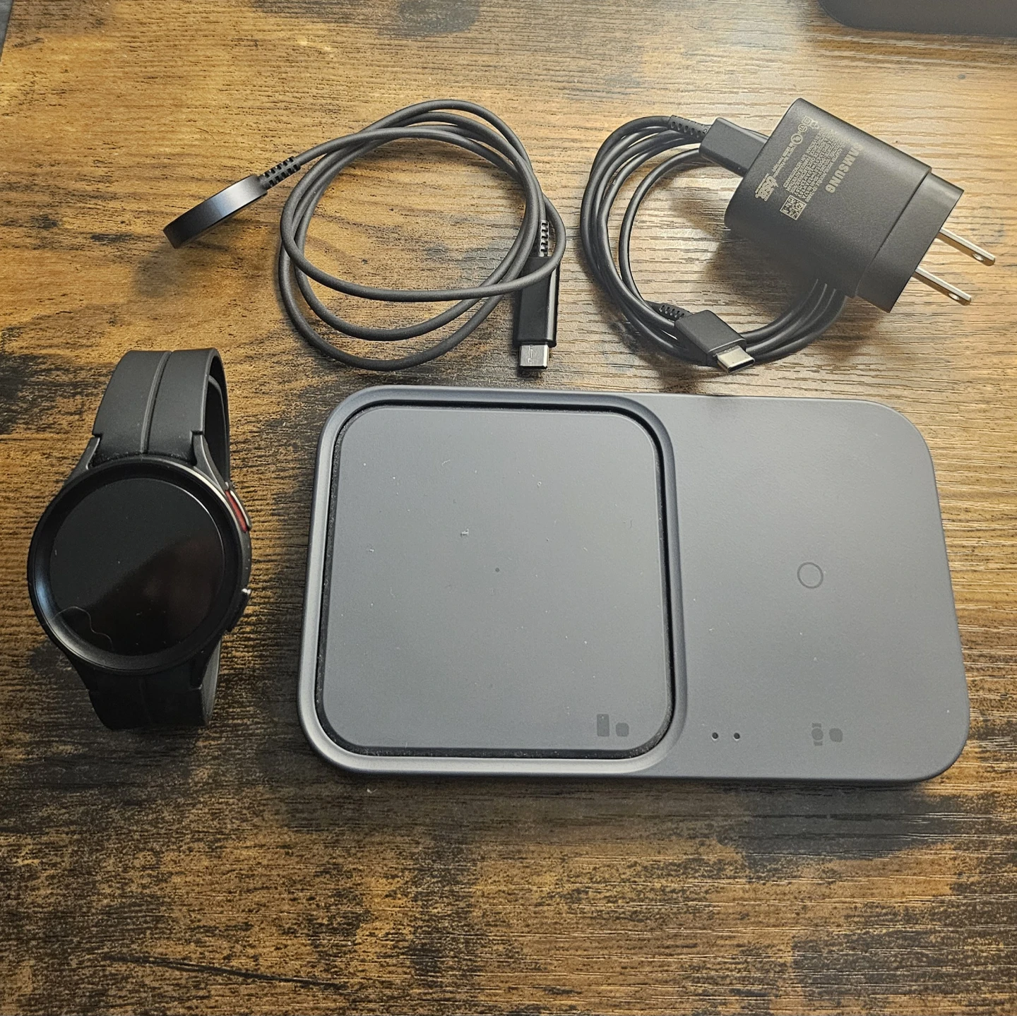 Samsung Galaxy Watch5 Pro + Wireless Charger Duo - Virtually New