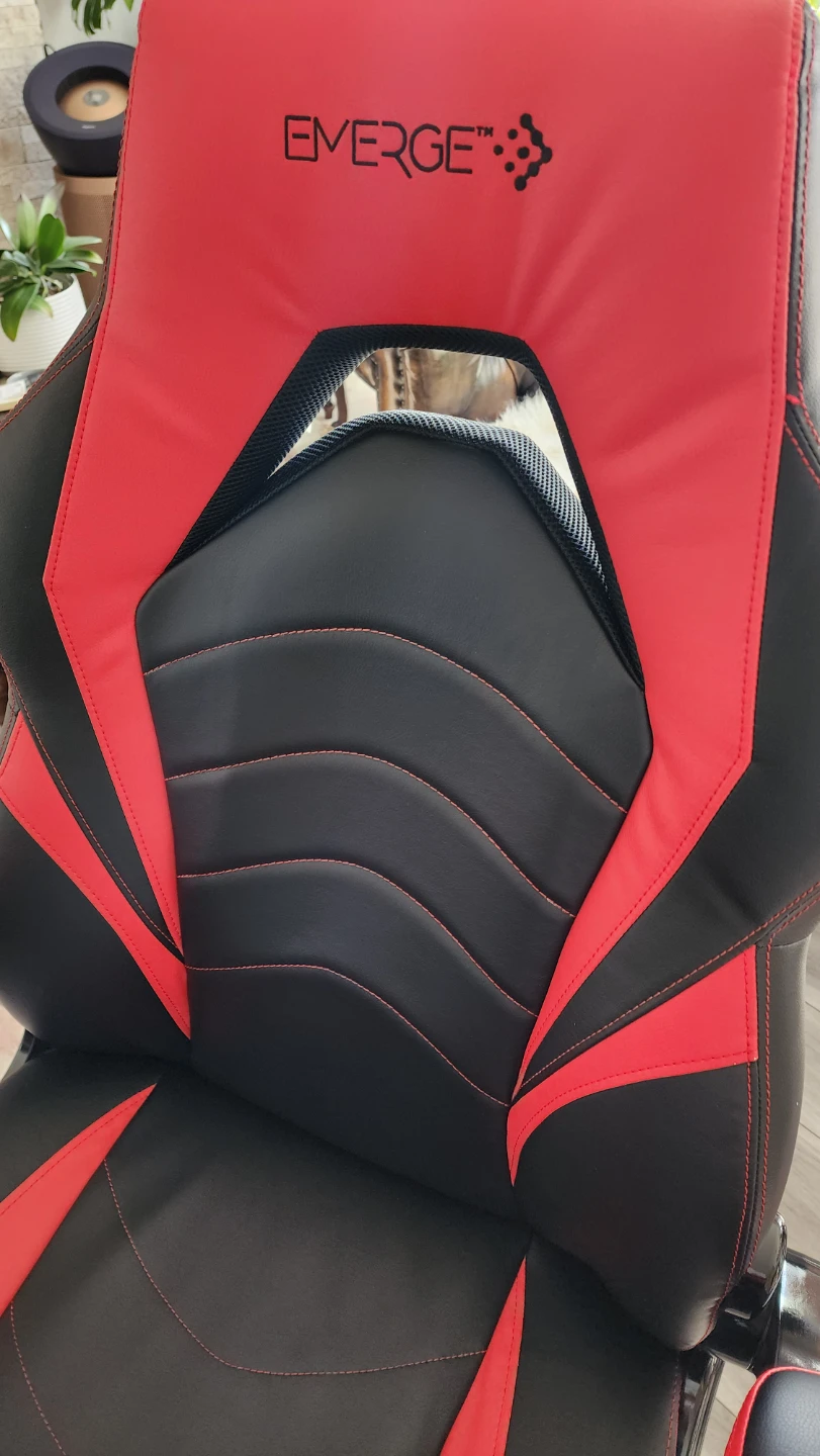 EMERGE Gaming Chair - Like New - photo 2