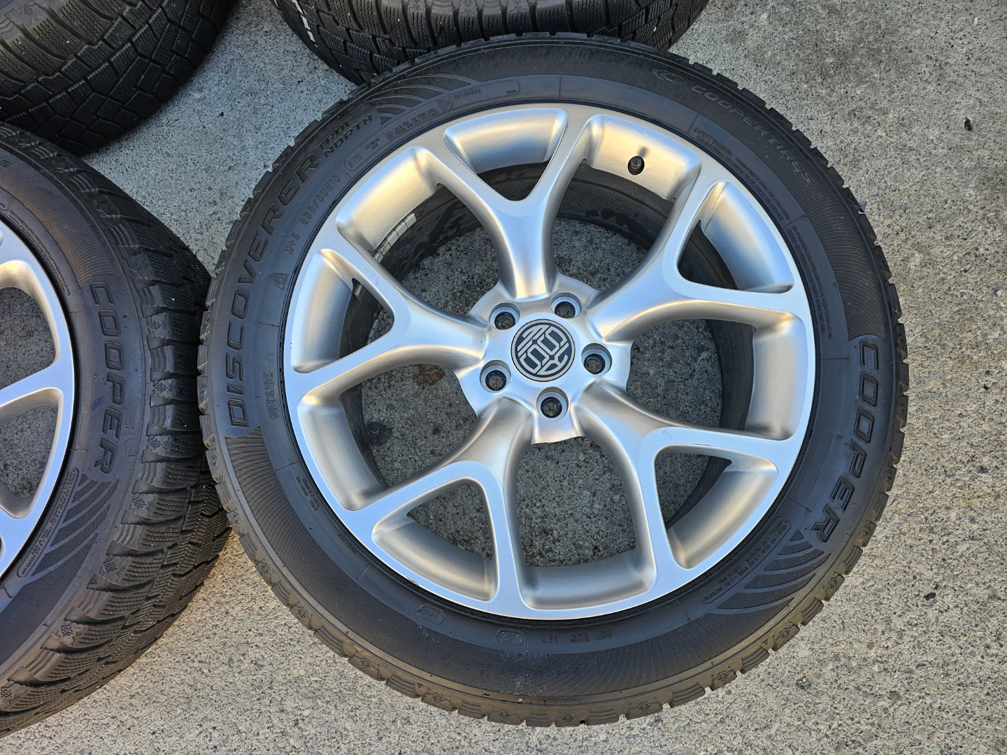 FORD ESCAPE WINTER TIRES ON RIMS 235/50 R18 - photo 4