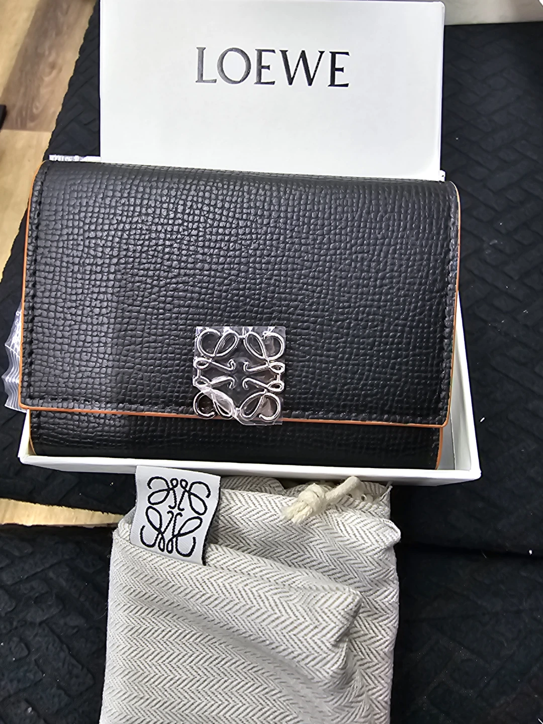 Loewe Trifold Wallet Black