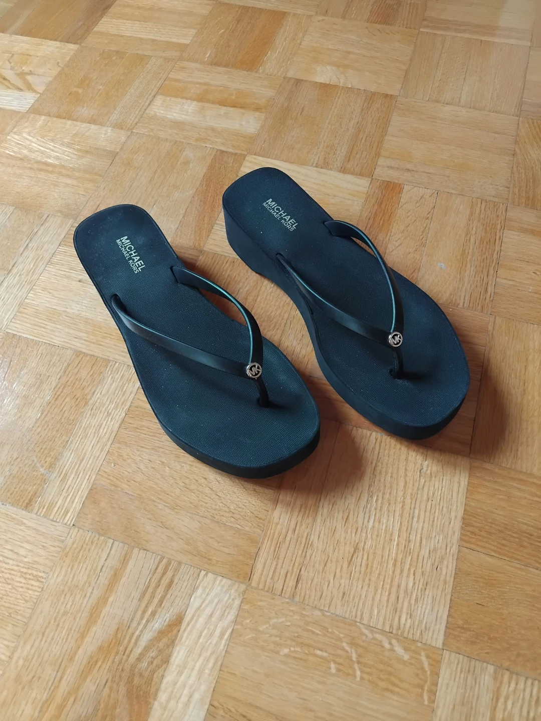 New Michael Kors Platform Flip-Flops