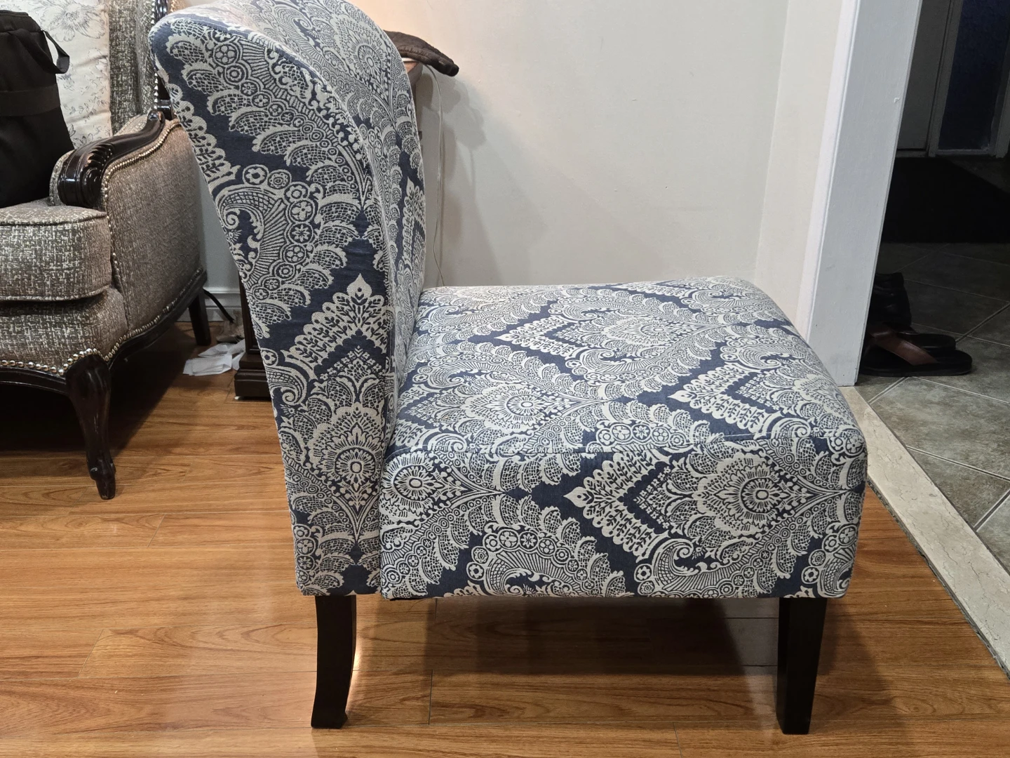 Blue and White Patterned Accent Chair - photo 2