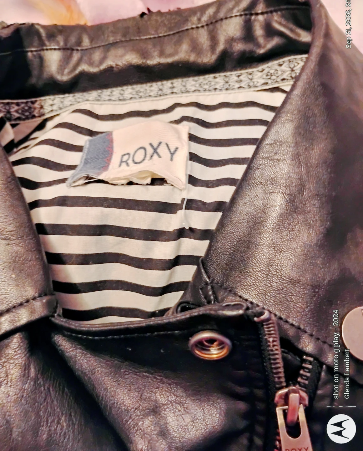 Roxy black faux leather motorcycle jacket - photo 3