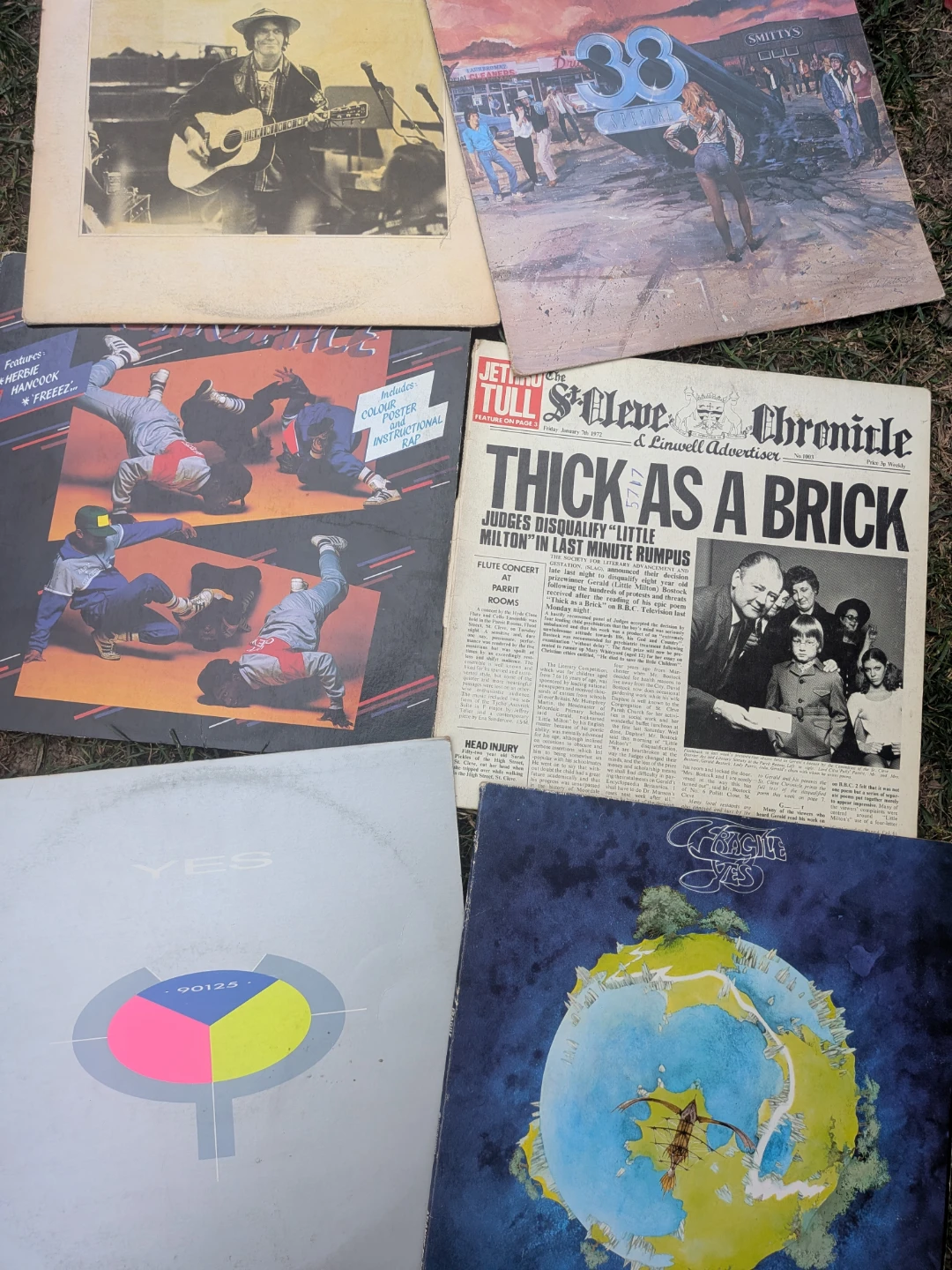 Lot 6 Vintage Vinyl Records *read description b4 messaging