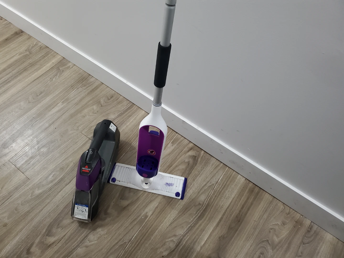 Bissell Little Green Pet Stain Eraser and Swiffer Mop