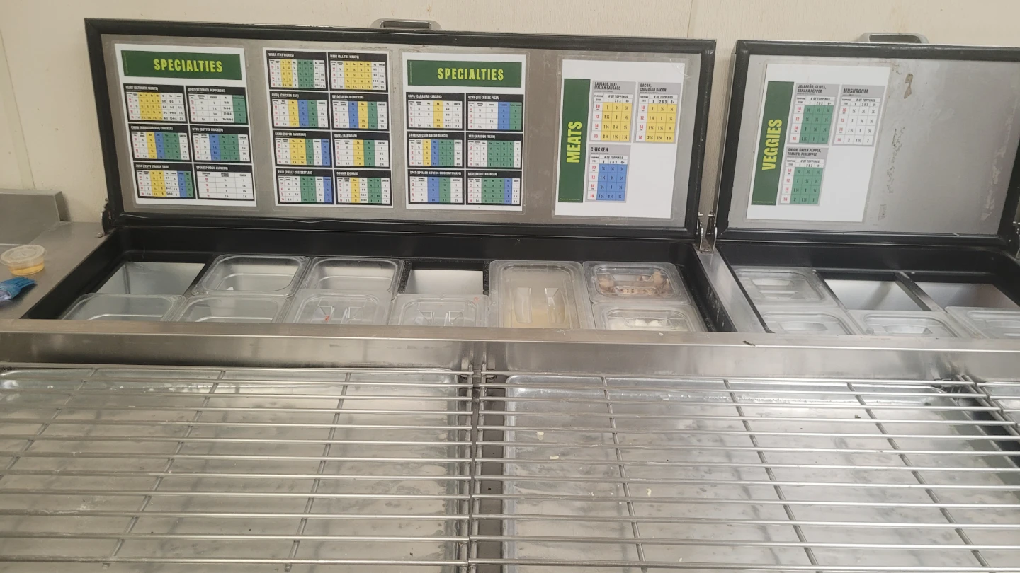 Kitchen Refrigerator Prep Table( True ) - photo 2