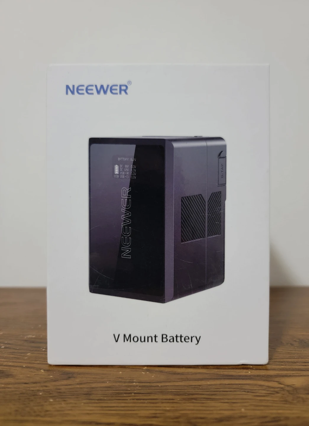 Neewer v mount battery