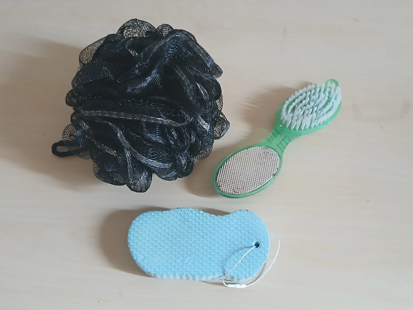 Set of 3 Bath and Foot Care Accessories