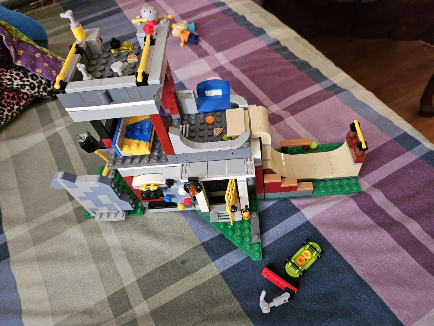 LEGO Skate Park and Apartment Build