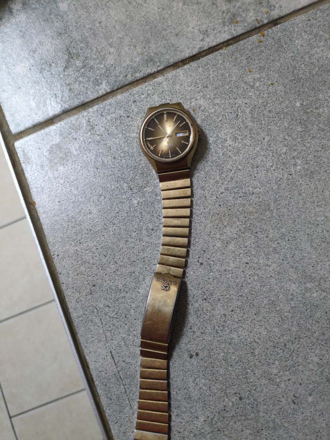 Vintage Gold-Tone Seiko SQ Quartz Watch