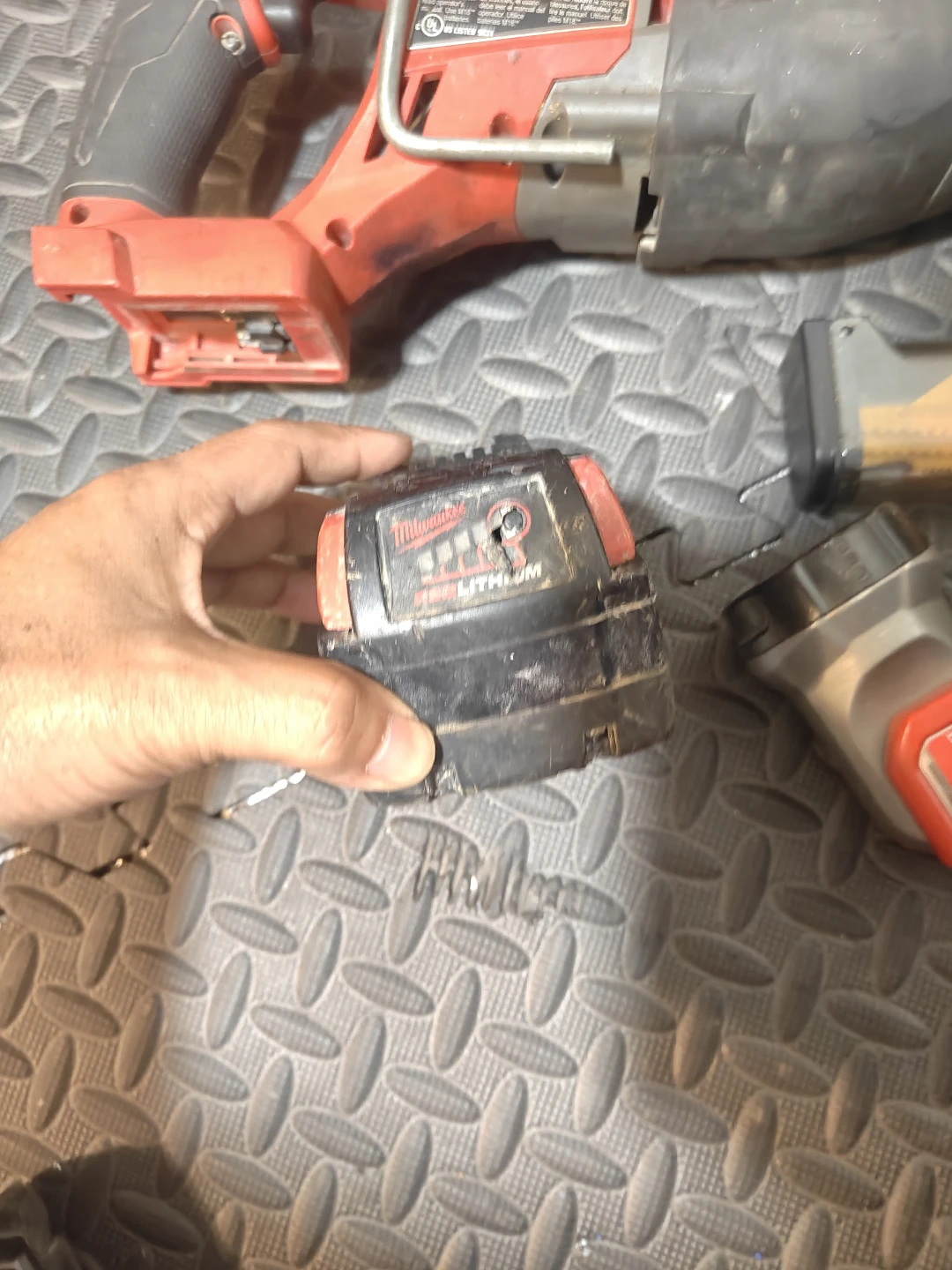 Milwaukee M18 FUEL Sawzall and Work Light - photo 2