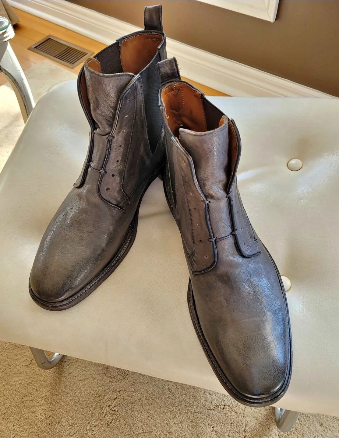 John Varvatos Fleetwood Norwegian Laceless Chelsea Boots