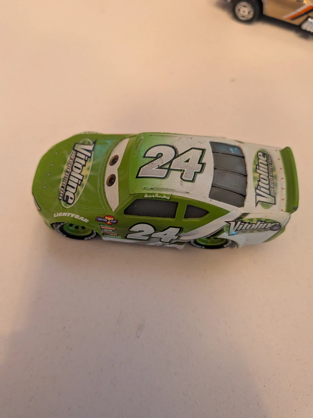 Disney Pixar Cars Brick Yardley Vitoline Diecast - photo 3