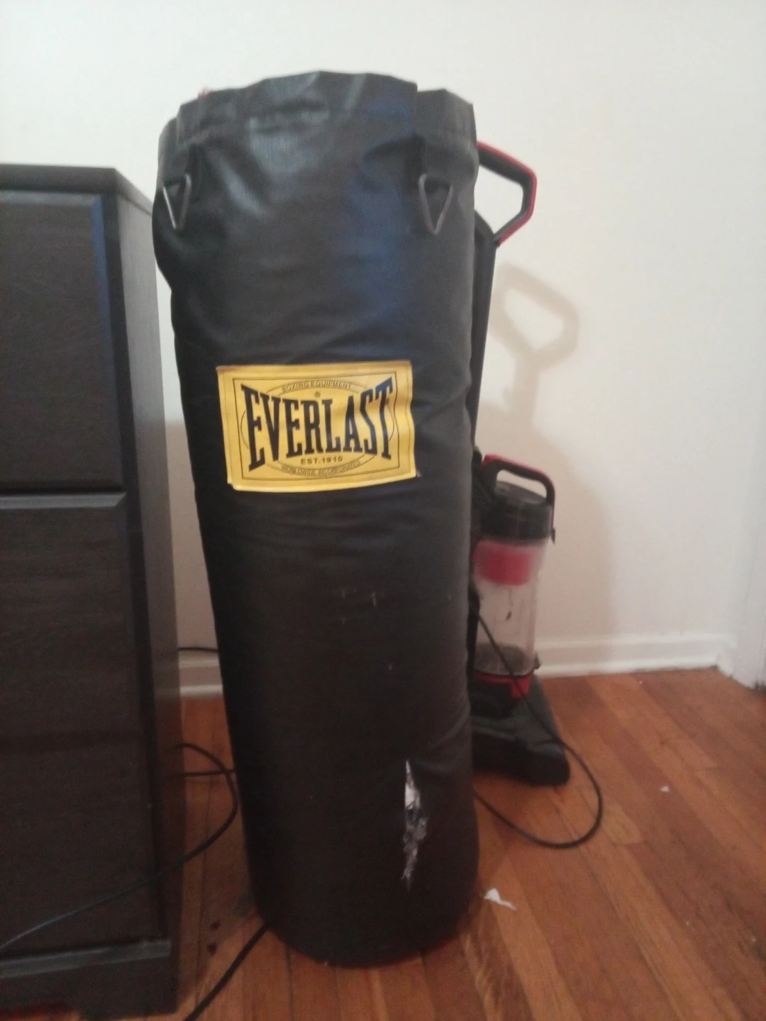 Everlast Black Heavy Punching Bag