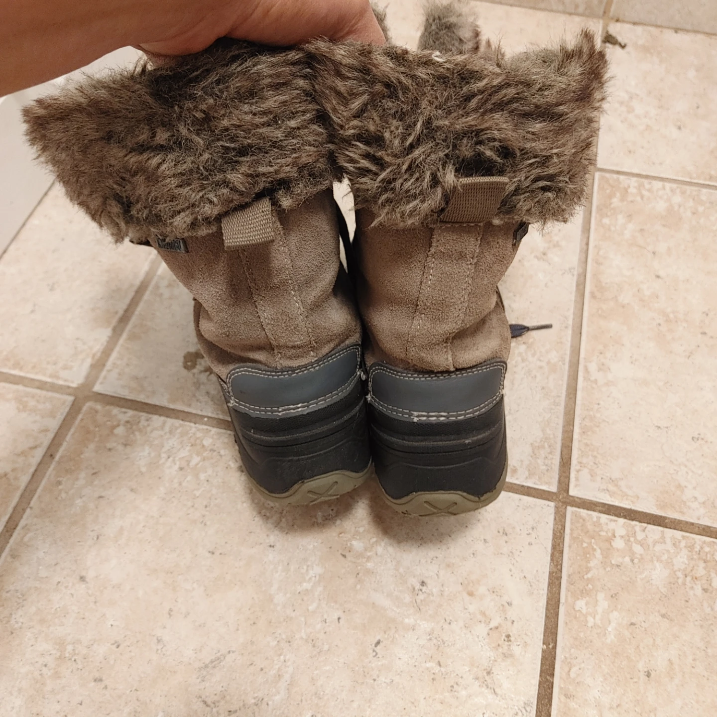 Khombu Women's Winter Boots Size 8 - photo 4