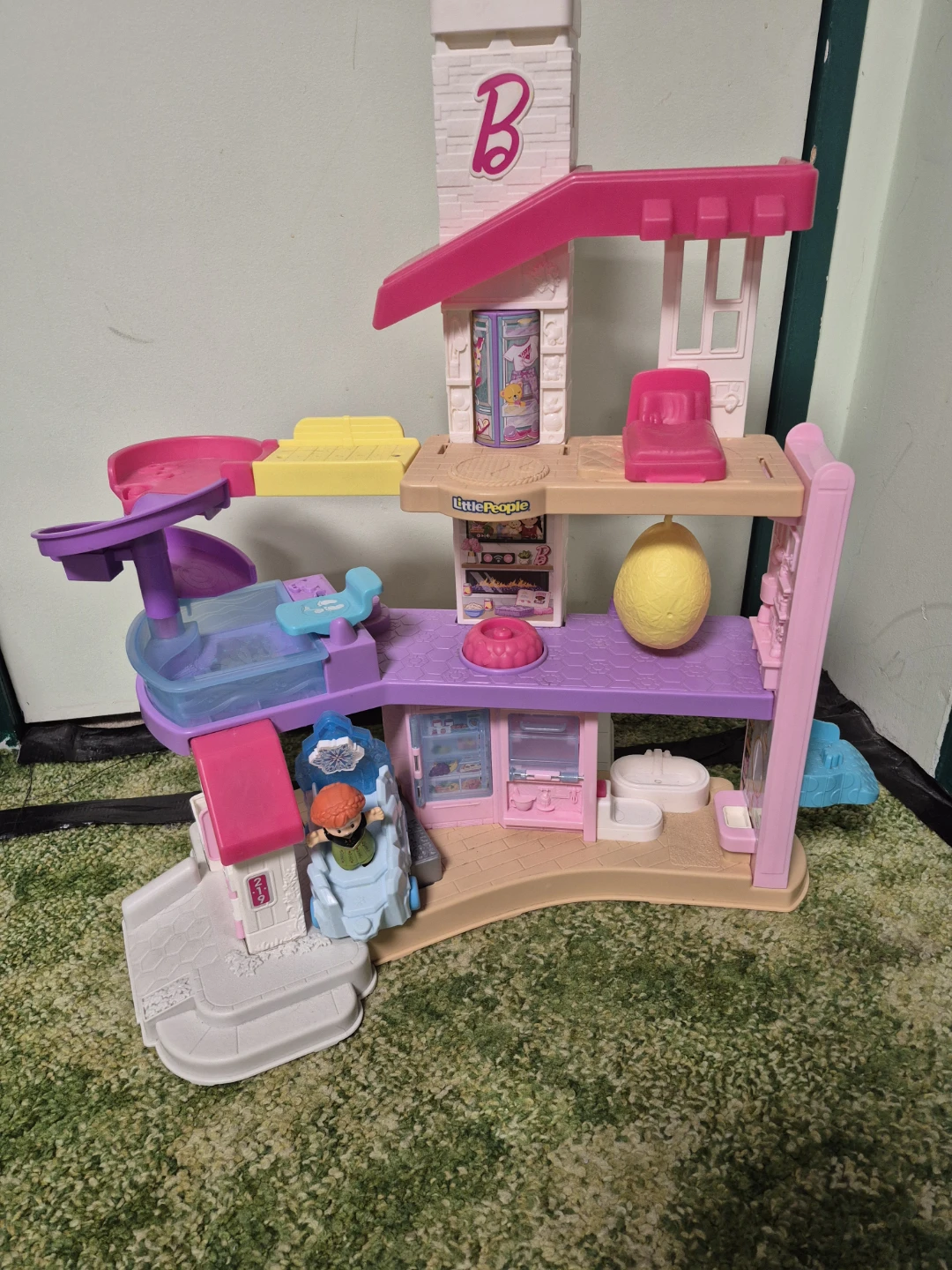Fisher-Price Little People Barbie House