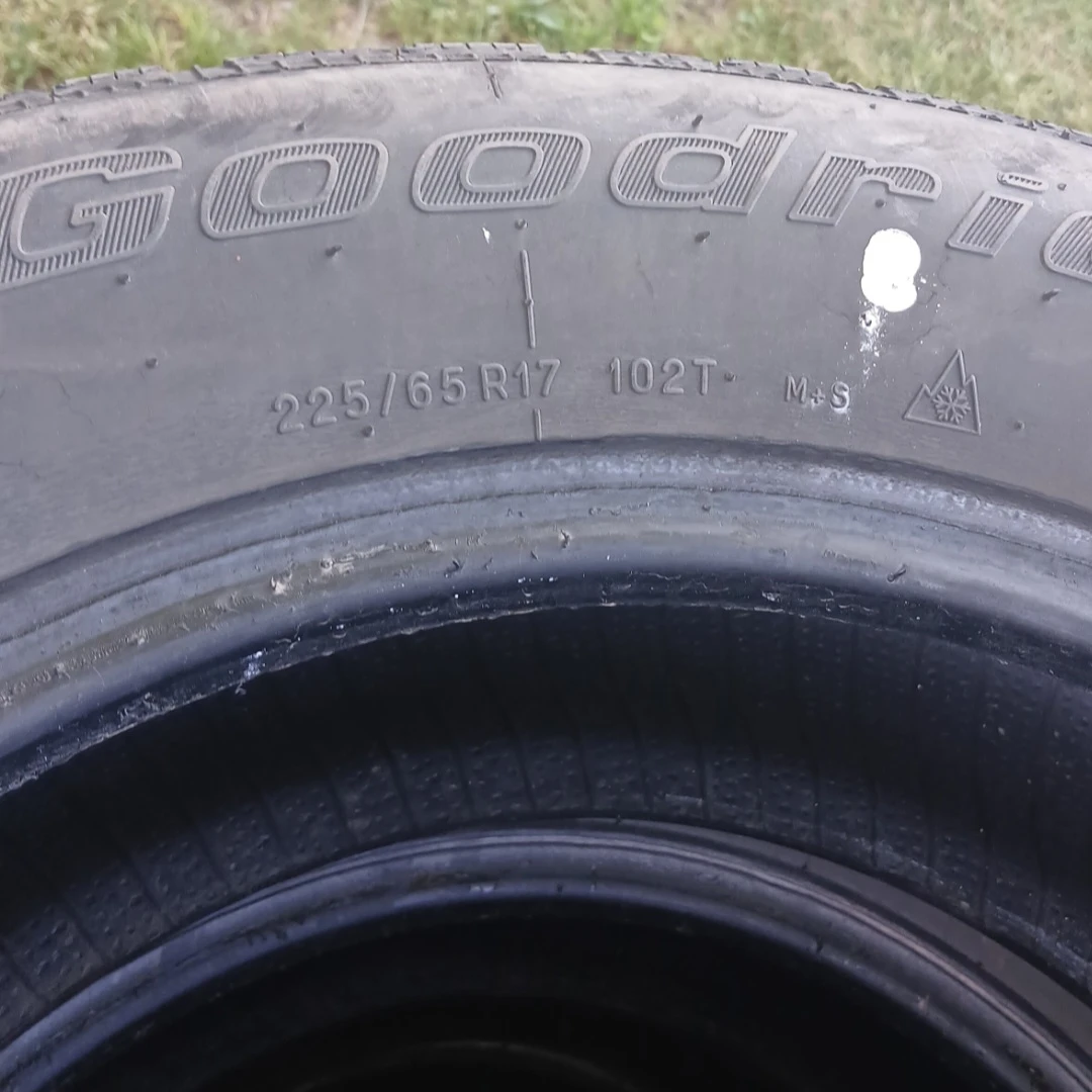 6 BFGoodrich Winter Tires 225/65 R17 - photo 3