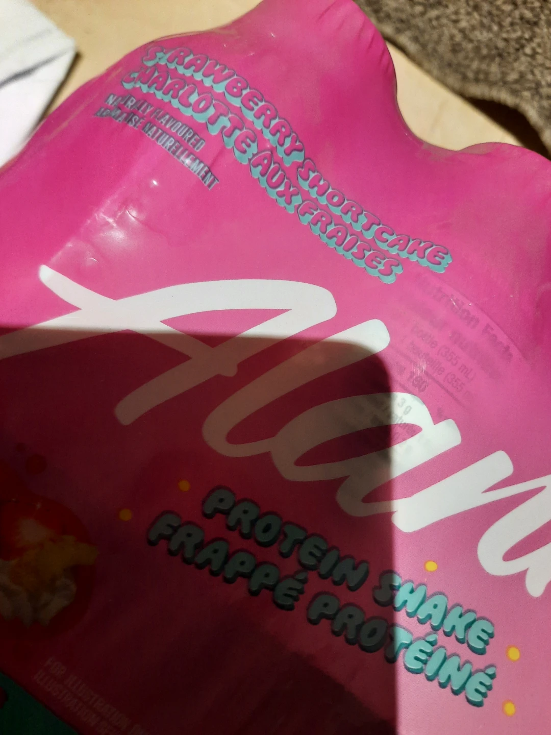 NWT Alani Strawberry Shortcake Protein Shake 12-Pack - photo 4