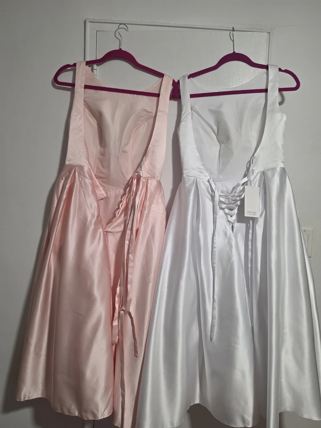 Two Satin Sleeveless A-Line Dresses 🏈 - photo 2
