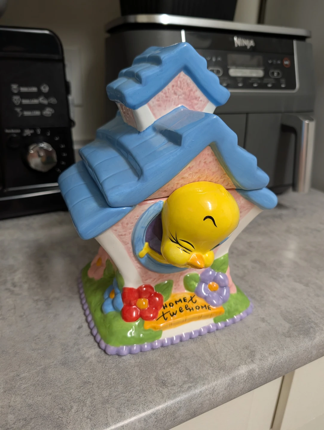 Tweety Bird Ceramic Cookie Jar - photo 2