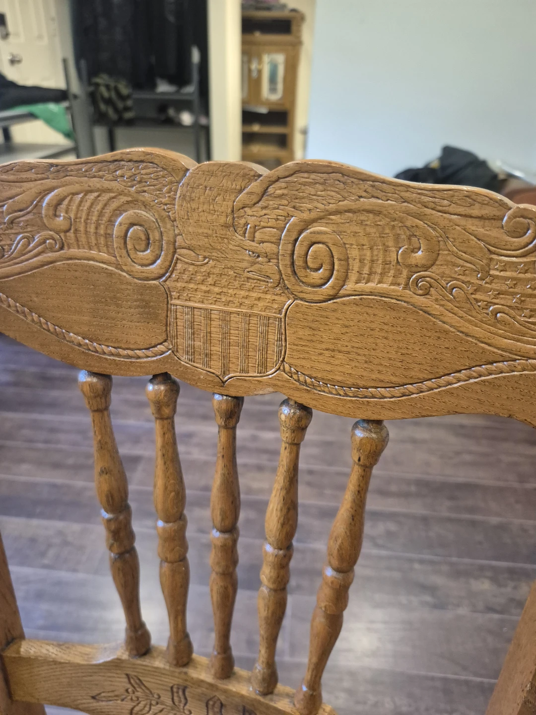Vintage Oak American Patriot Pressback Chair - photo 4
