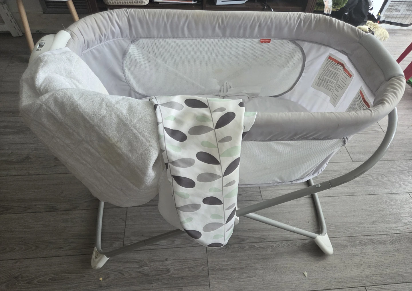 Fisher-Price Baby Bassinet - photo 3