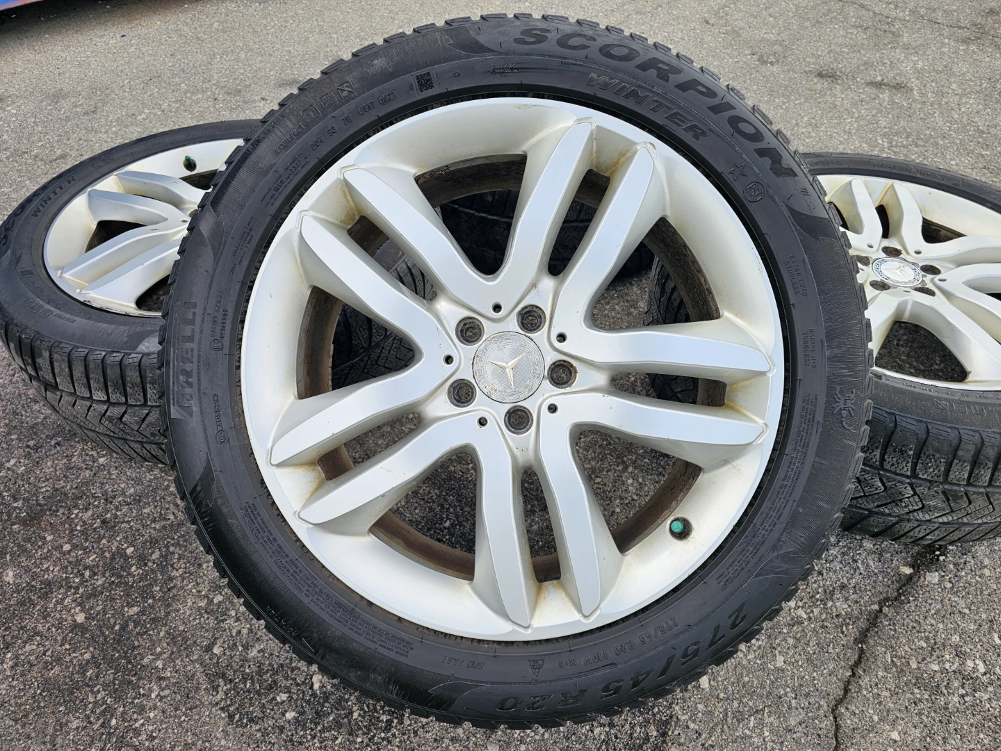 MERCEDES BENZ GL-CLASS O.E.M RIMS AND WINTER TIRES 275/45, R20