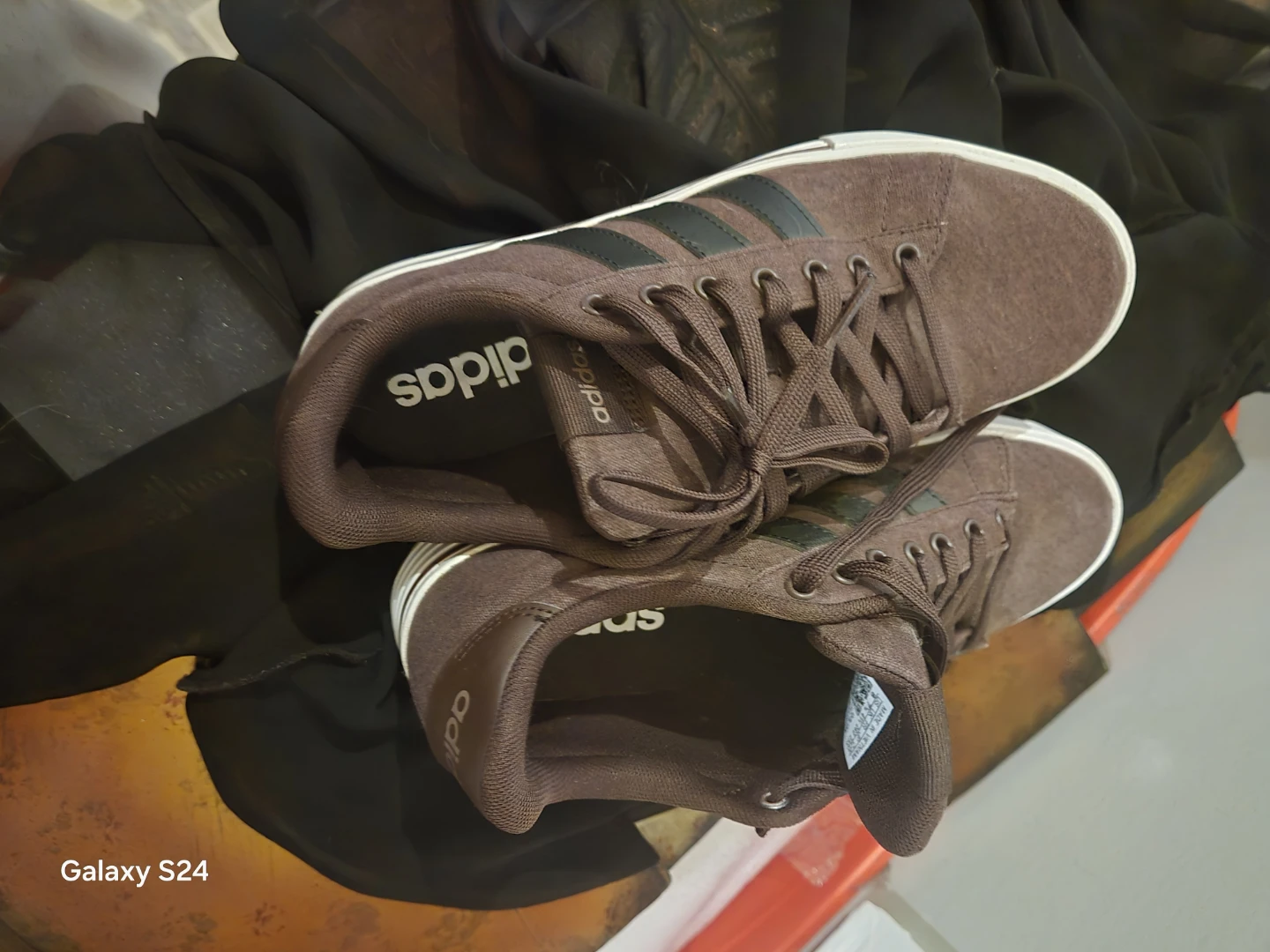 Adidas shoes - photo 2