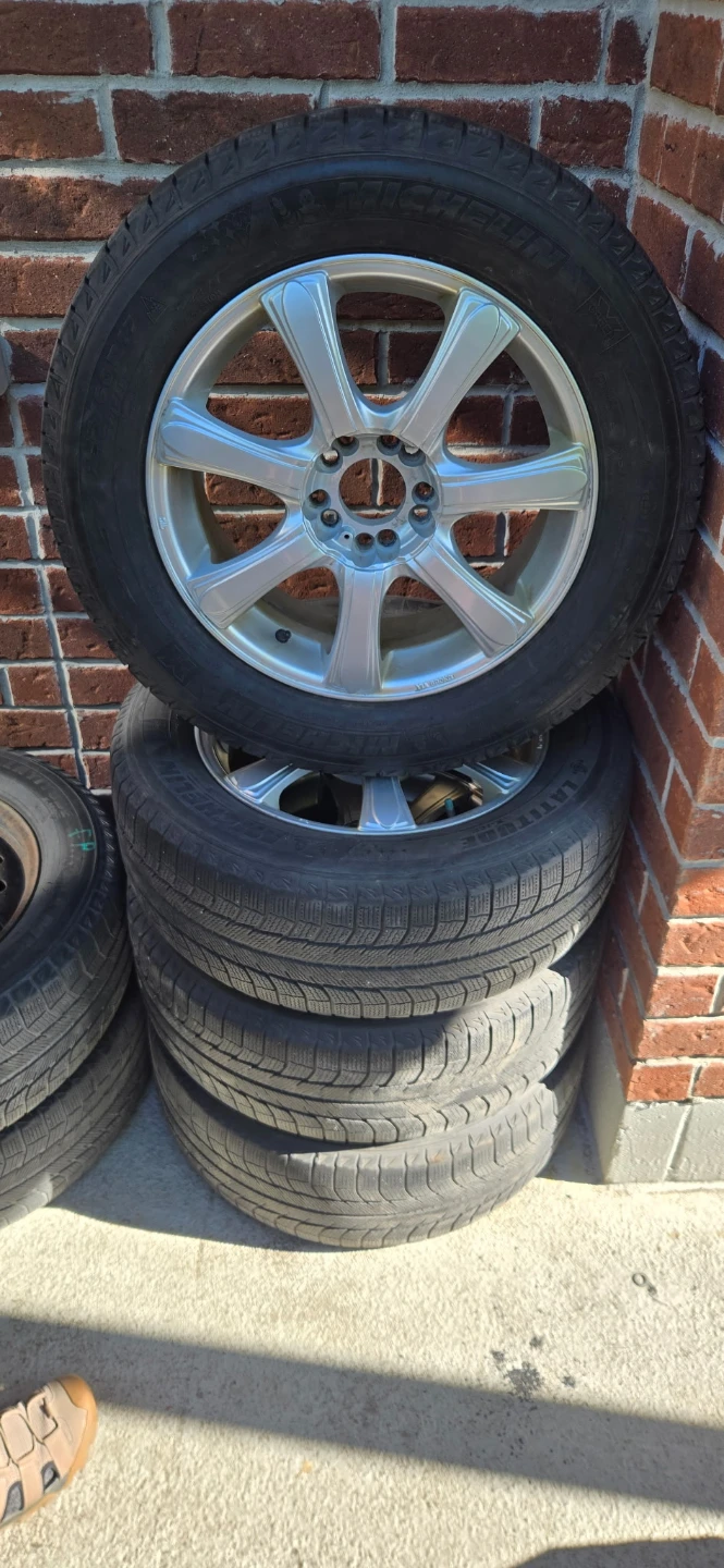 Set of 4 Michelin Latitude Winter Tires With Universal Rims