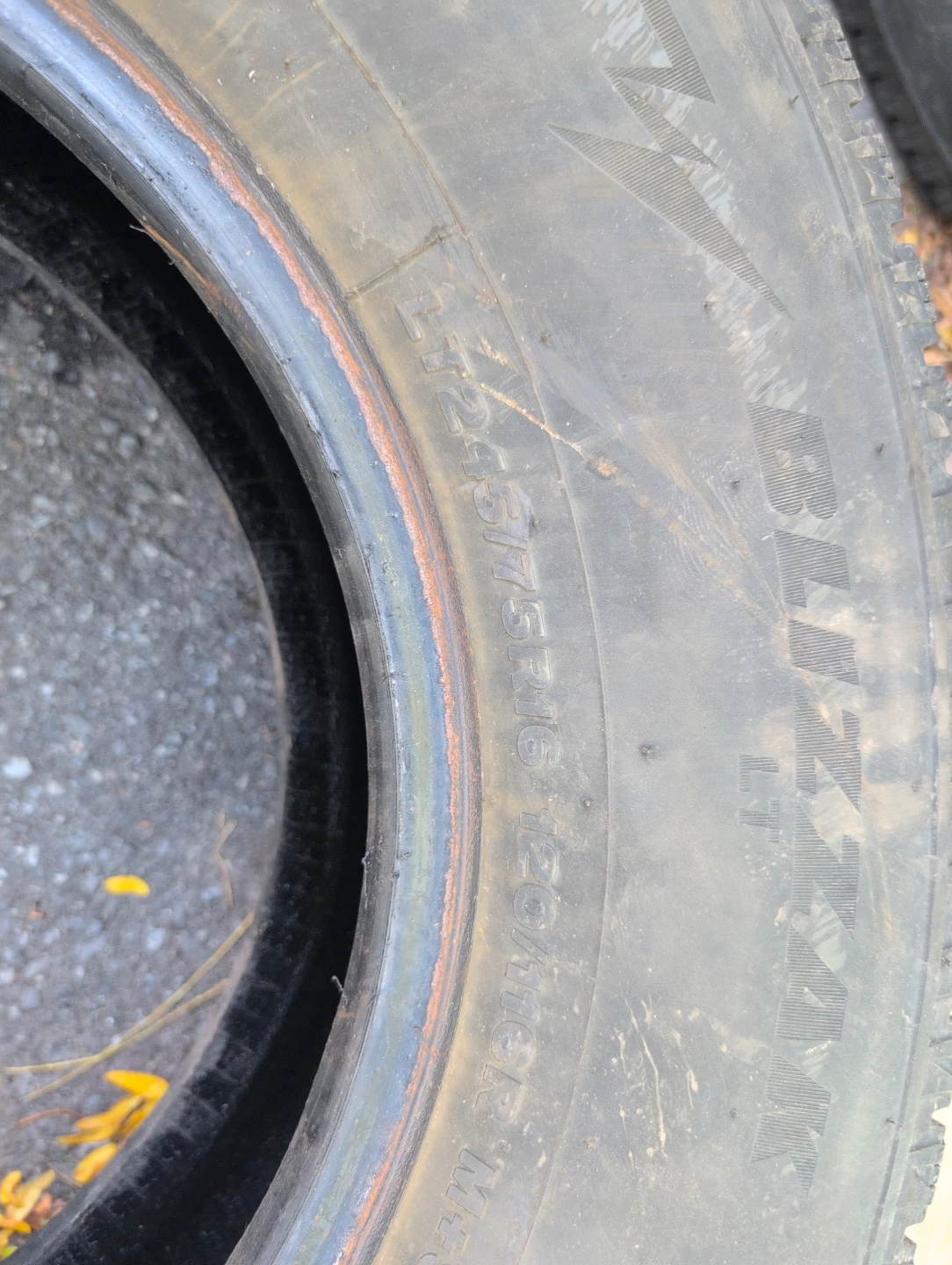 Bridgestone Blizzak LT 245/75R16 120/116R M+S - photo 4