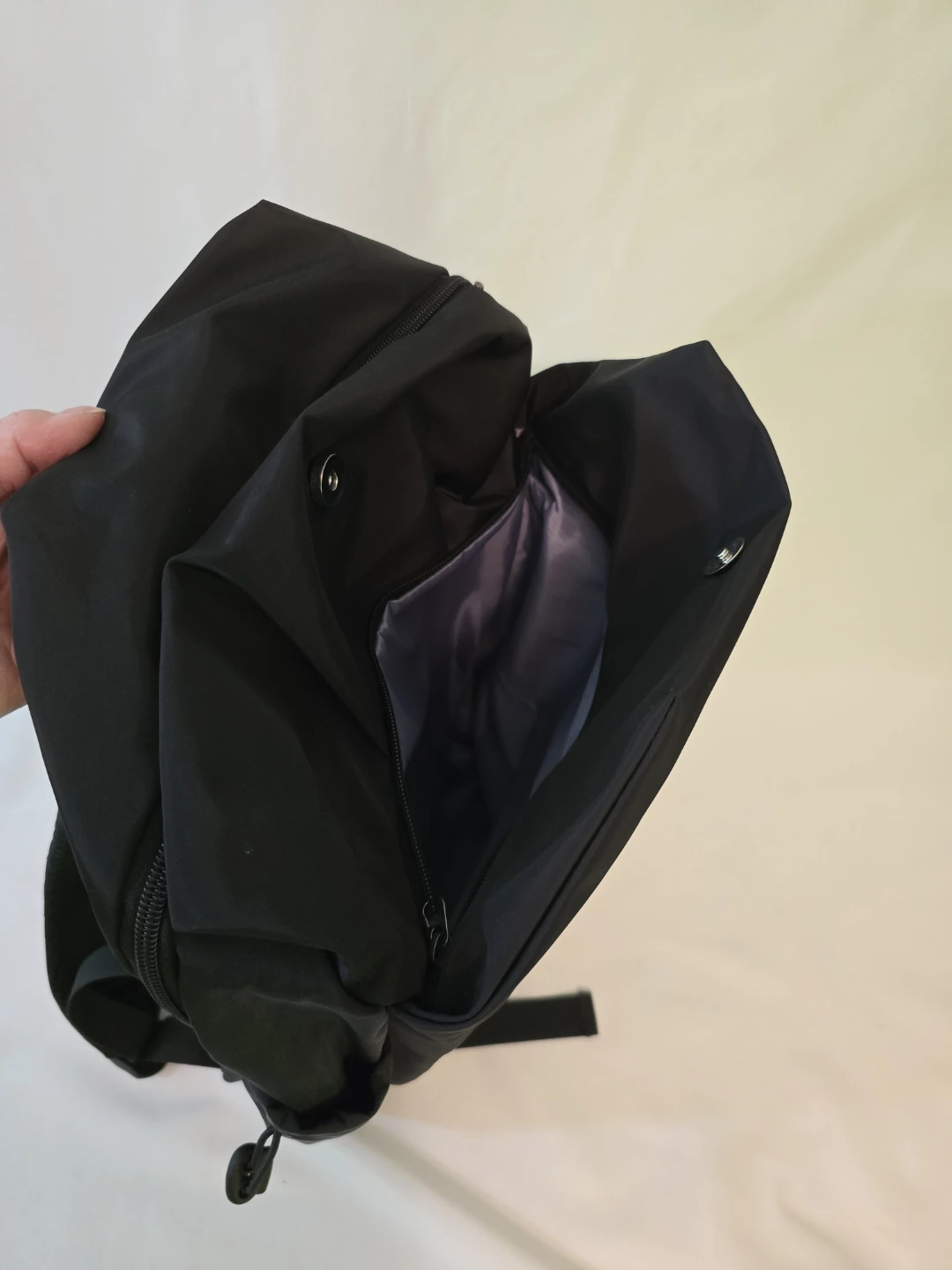 Black Minimalist Backpack - photo 3