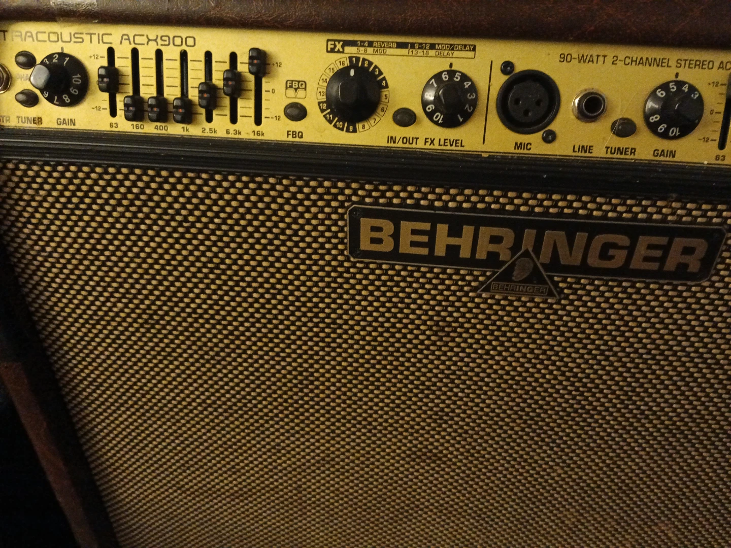 Behringer Ultracoustic ACX900 90-Watt Stereo Acoustic Amp