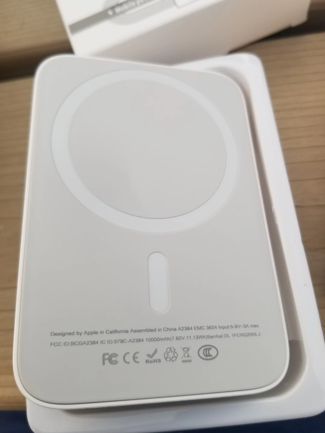 Apple MagSafe Battery Pack 10000mAh - photo 3