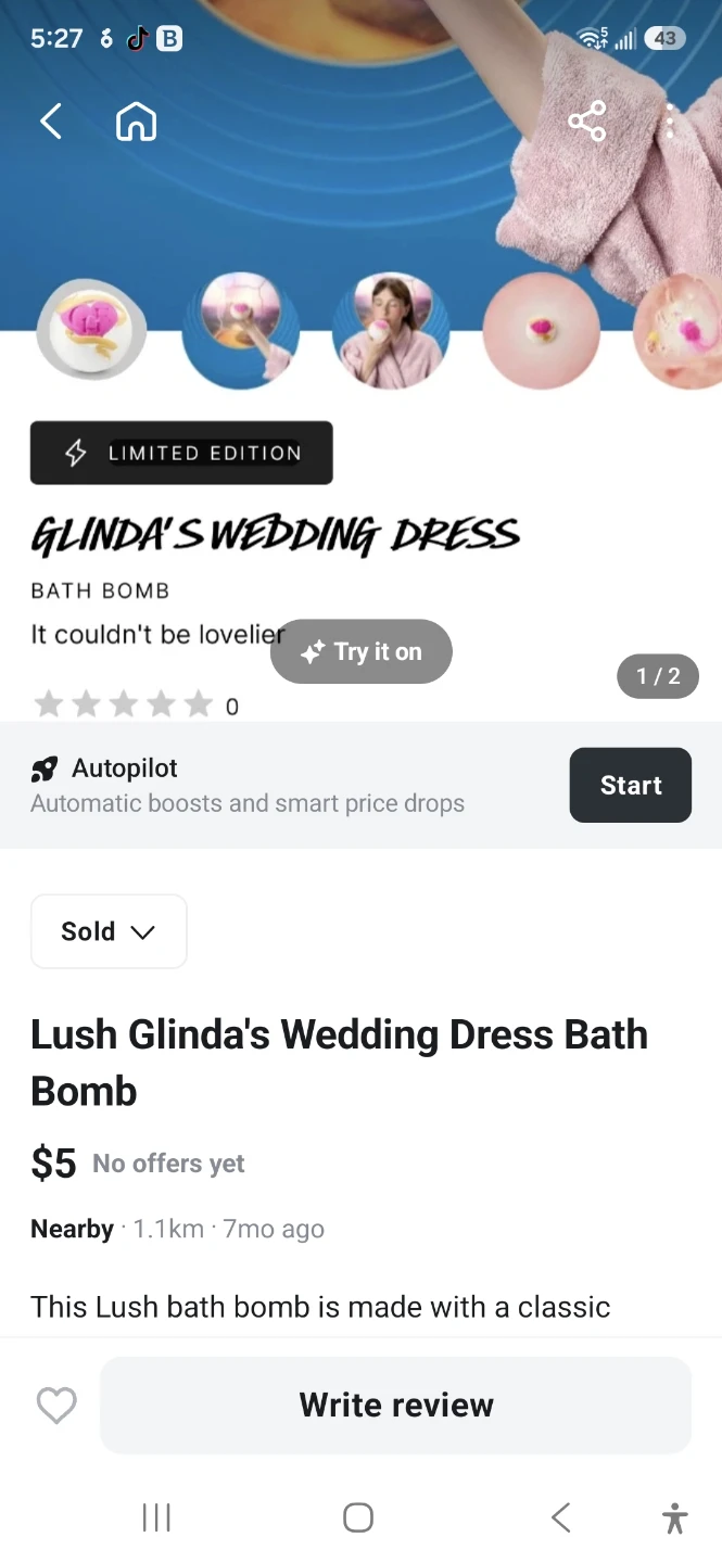 Lush Glinda's Wedding Dress Bath Bomb
