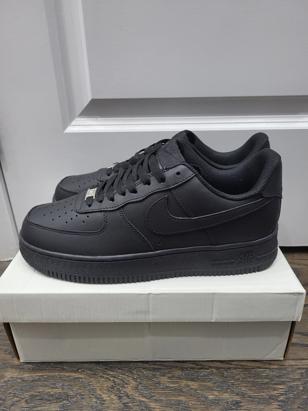 Nike Air Force 1 Black - photo 3