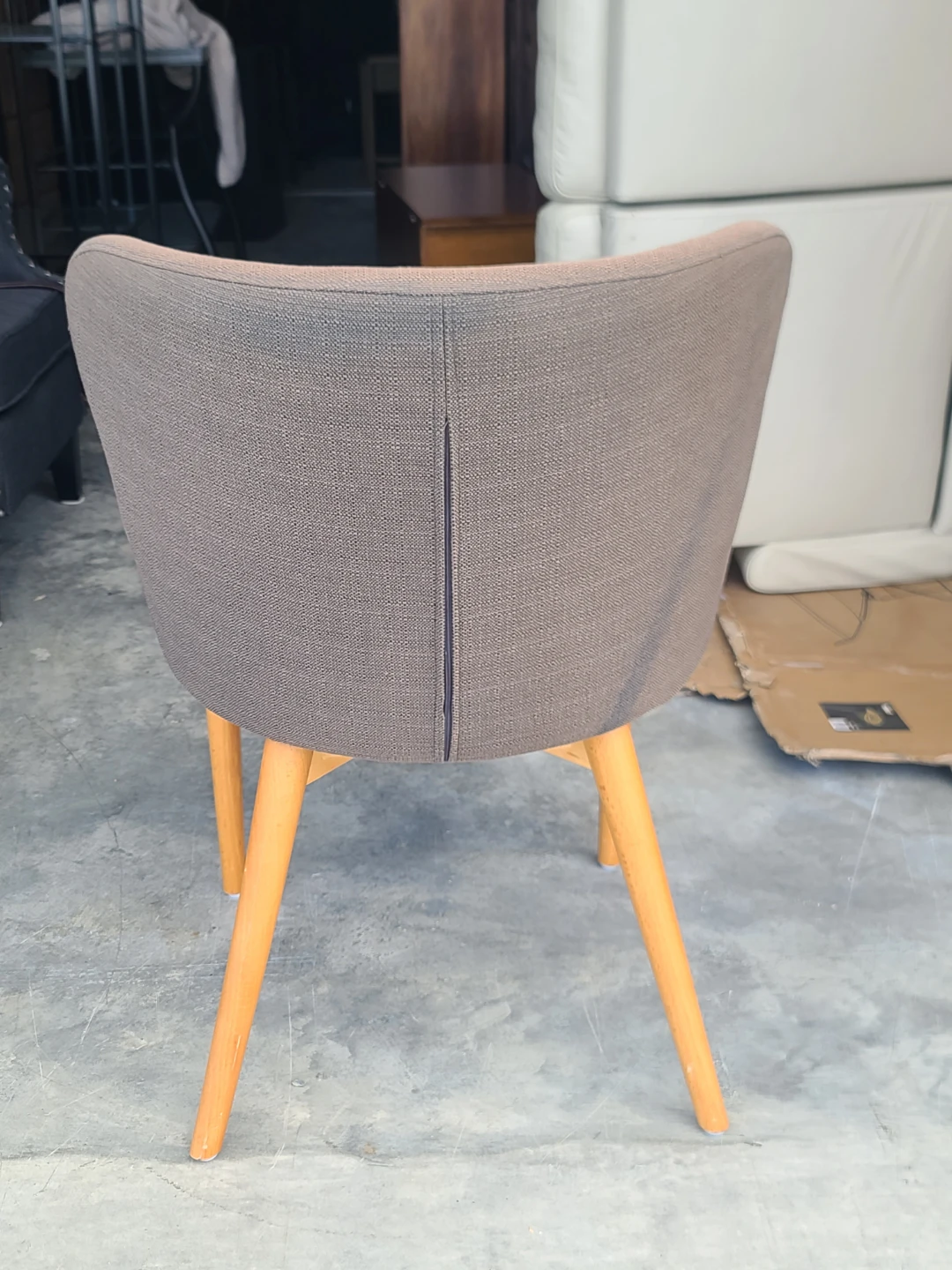 Quilted Fabric Accent Chair - photo 4