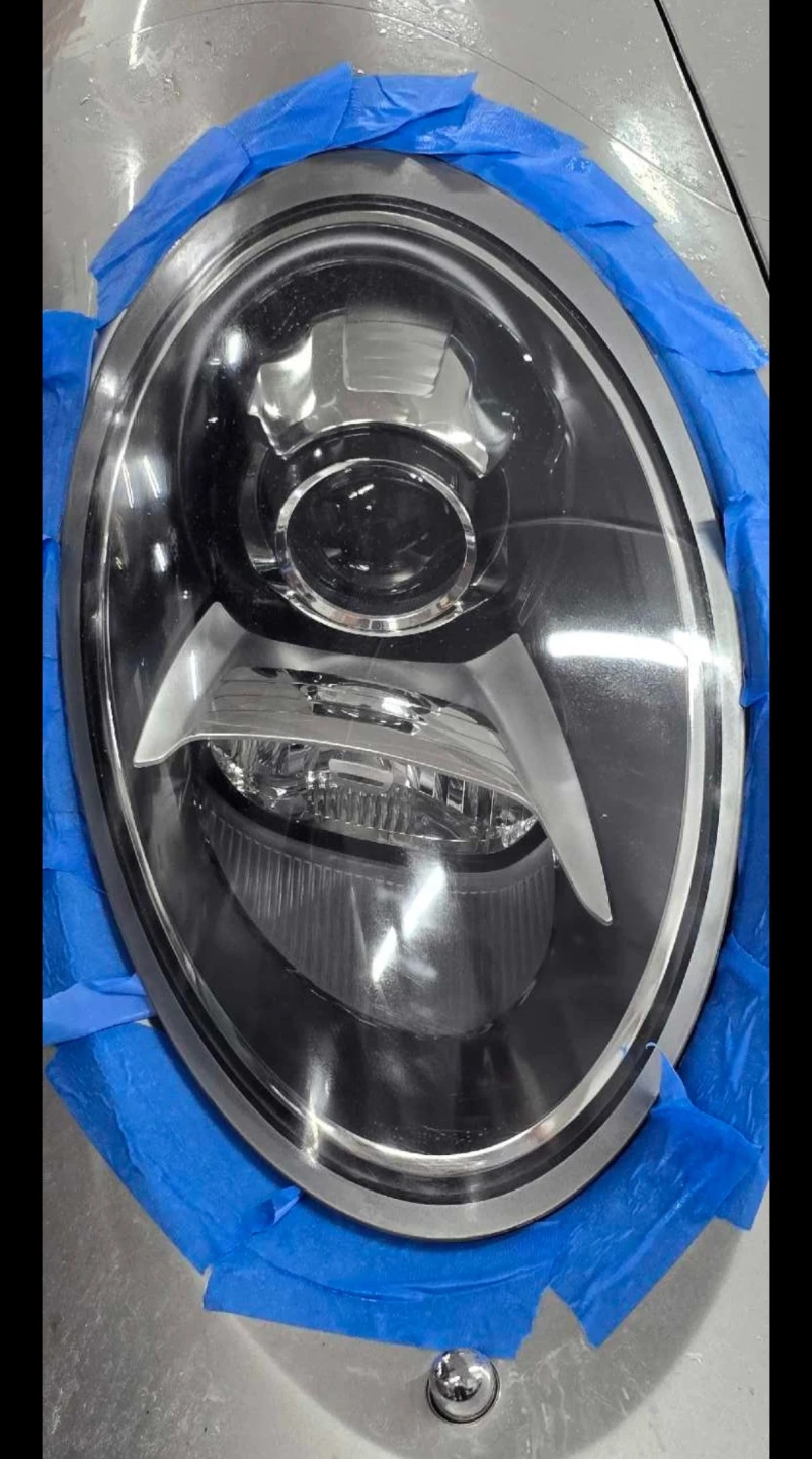 Headlight Restoration Service - photo 2