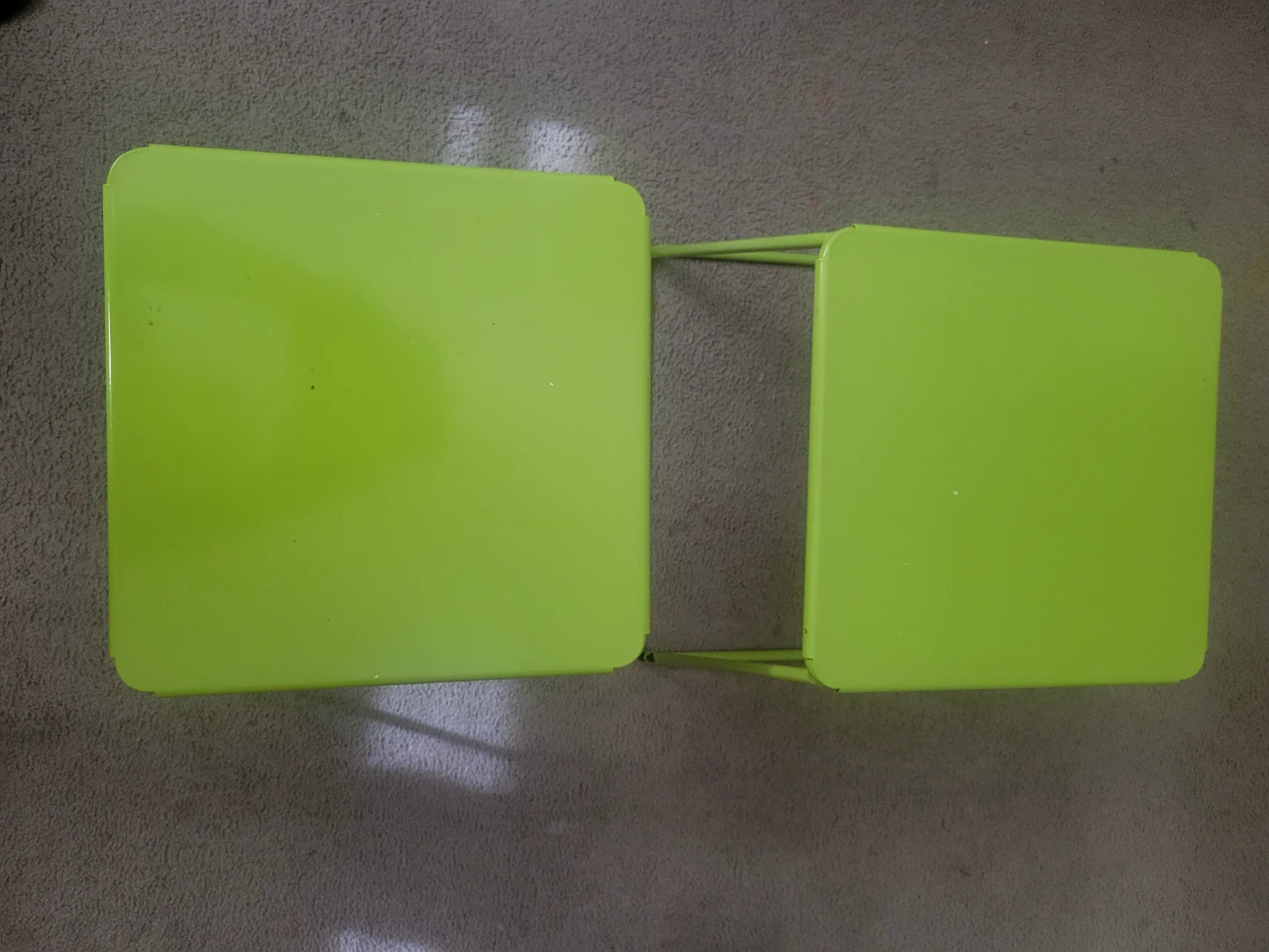 🏈 Lime Green Metal Nesting Tables - photo 2