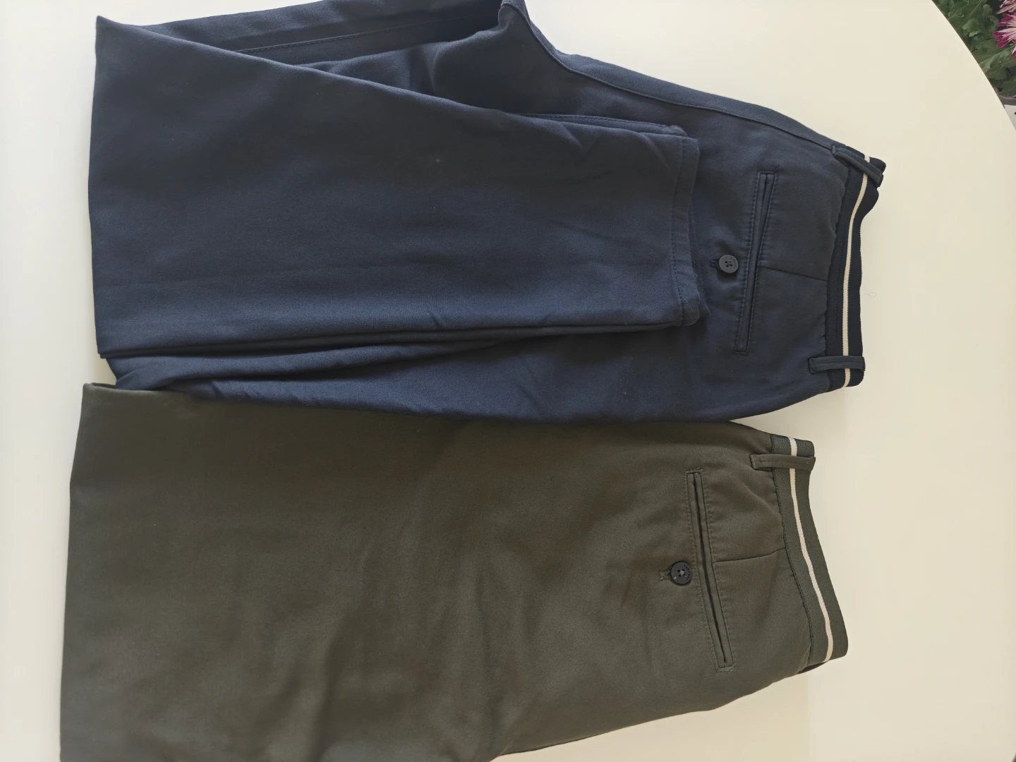 Two pairs of men's casual pants from Zara - SM/30 - photo 2