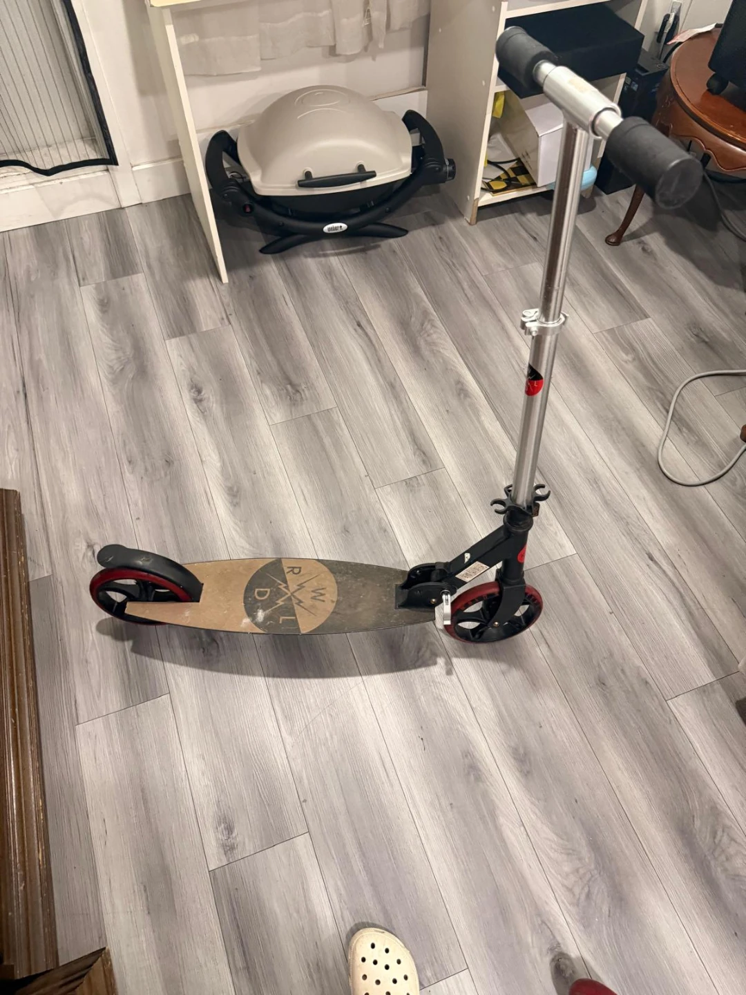 Rawllin Folding Kick Scooter