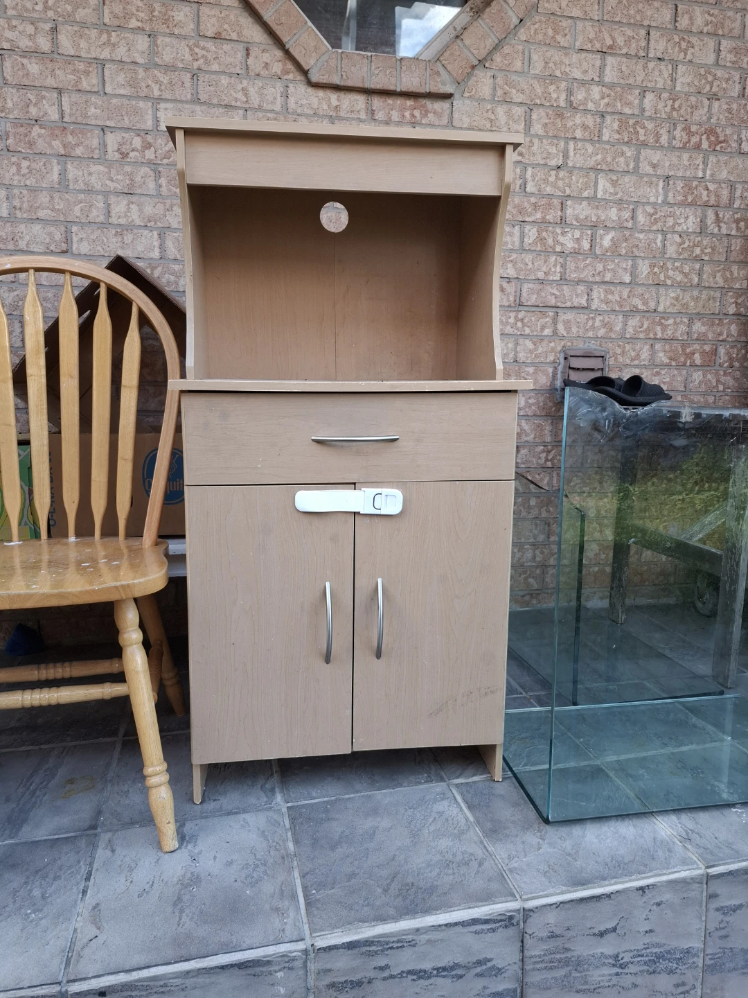 Light Wood Storage Cabinet with Shelf and Drawer