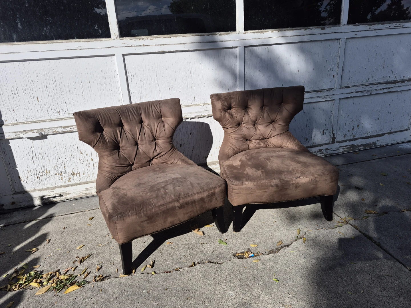 Two Brown Tufted Accent Chairs - photo 2