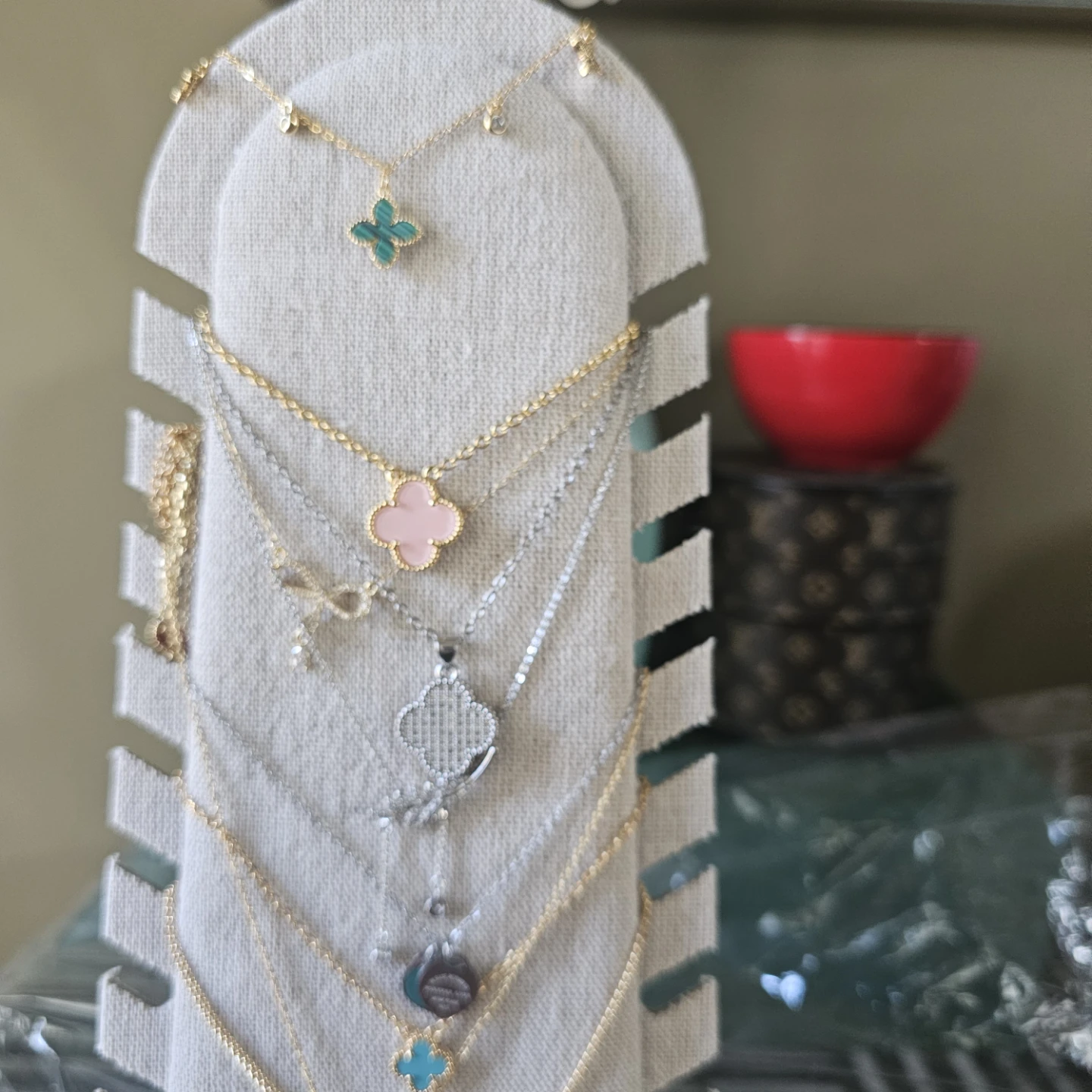 Collection of assorted fashion necklaces