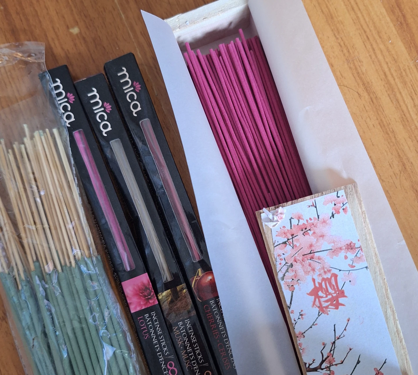 100+ Incense Sticks
