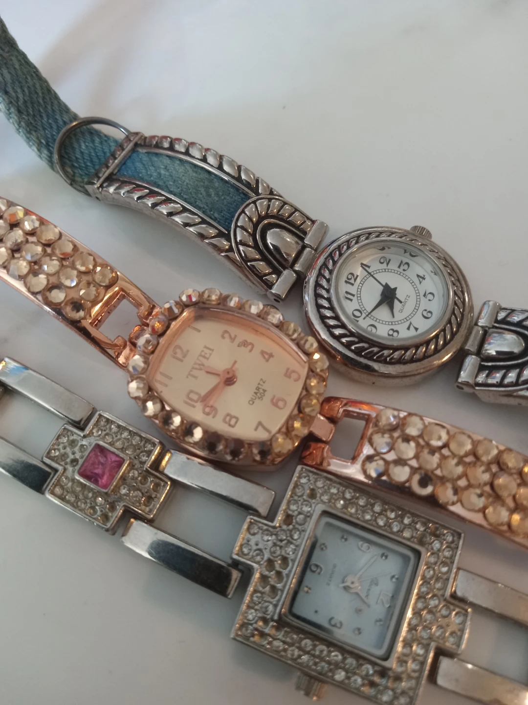 Watch - photo 3